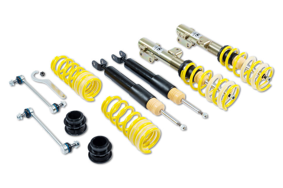 Besides the ST X coilover suspension, ST suspensions also offers the ST XA coilover suspension with adjustable rebound damping for KIA Pro cee’d GT and cee’d (JD).